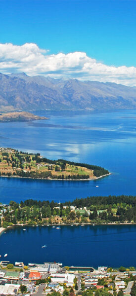Queenstown-resort-town-in-Otago-in-South-island-of-New-Zealand