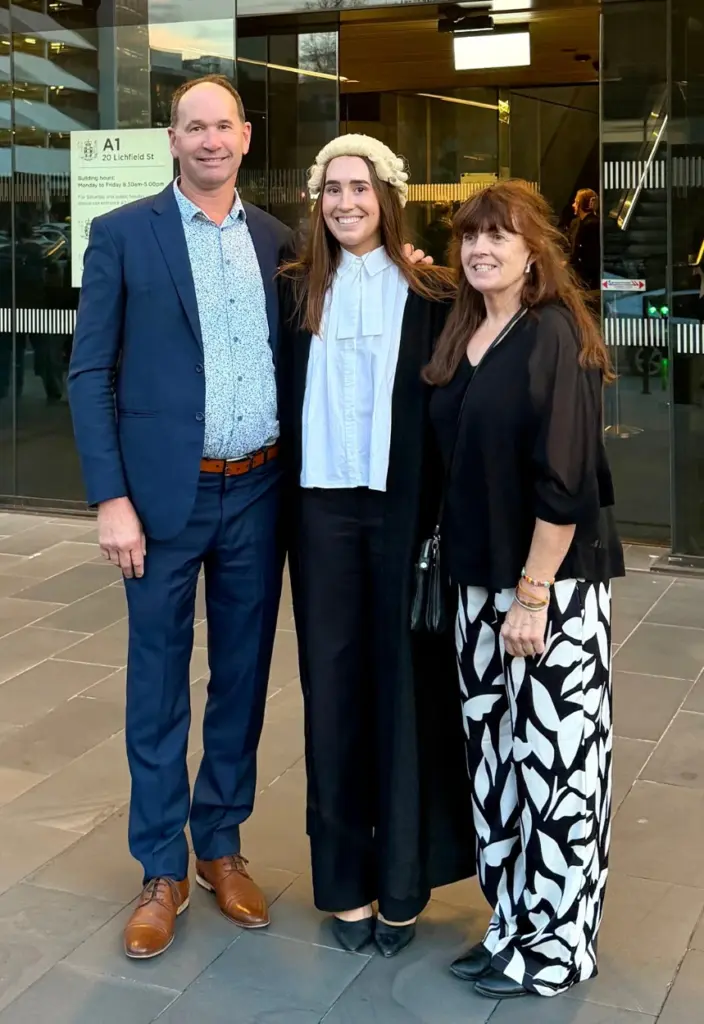 Stefanie & Family AWS legal bar